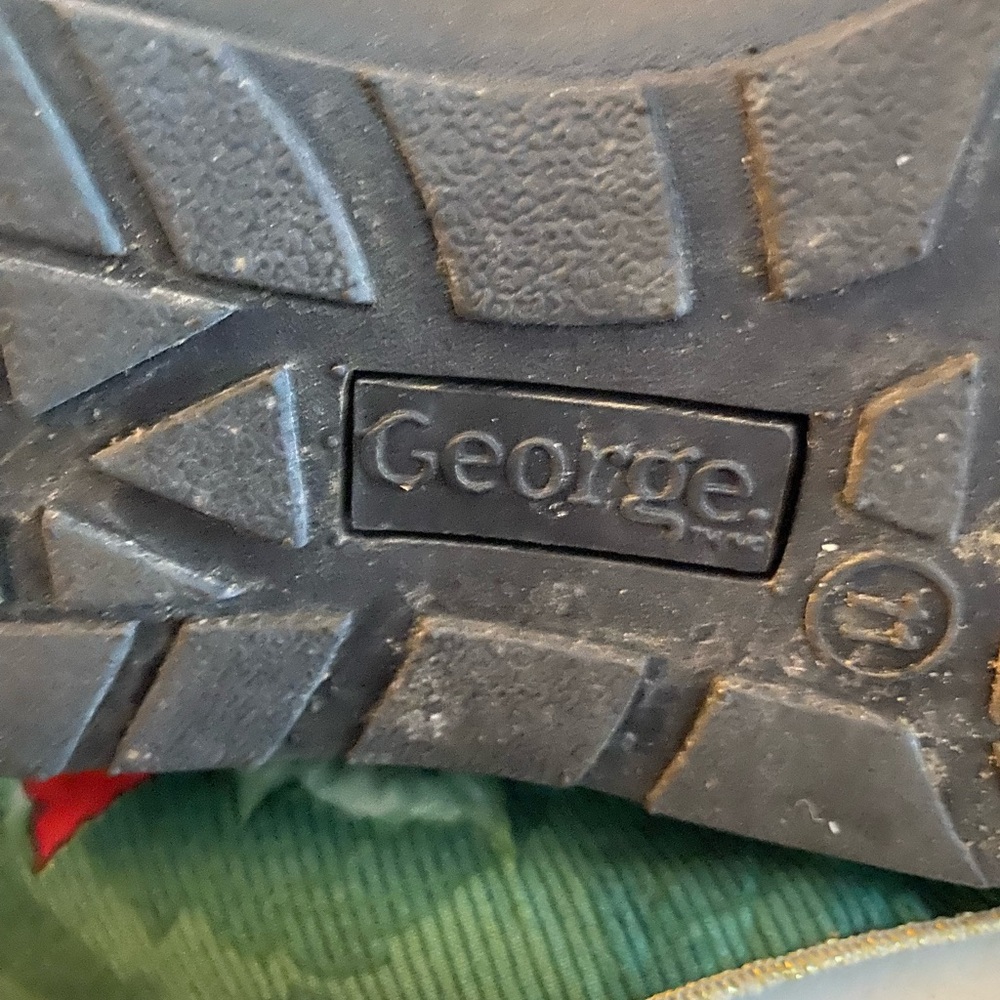 Basic Men’s Loafers - Picture 3 of 4